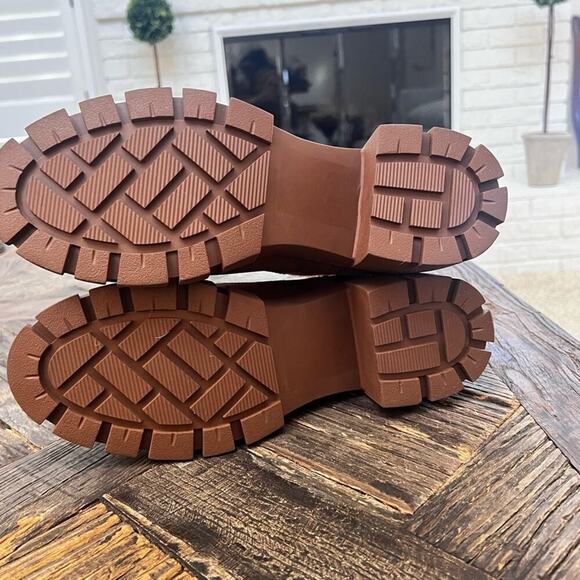 NWOT Steve Madden Hayle Platform Chelsea Boot Chestnut Suede - Sz 10 - Picture 9 of 9